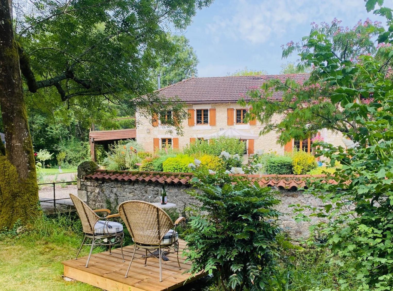 Moulin Du Fontcourt Chasseneuil-sur-Bonnieure Exterior foto